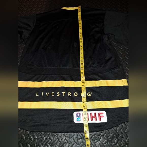 2013 IIHF Nike Team Canada Nike Live Strong hockey jersey - Picture 7 of 10